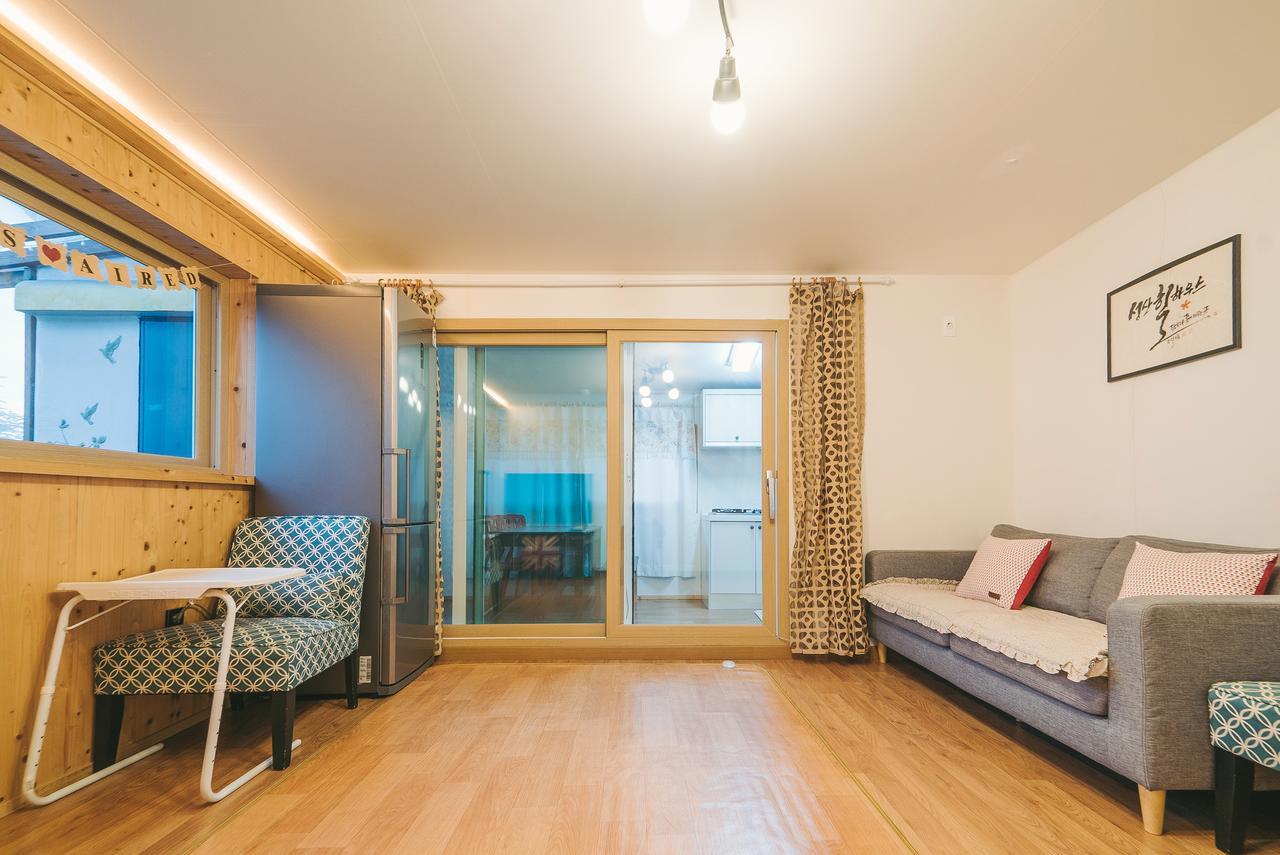 Sungsan Hill Villa Seogwipo Exterior photo